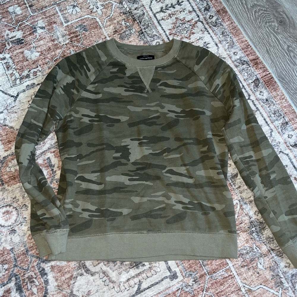 Lucky Brand crewneck